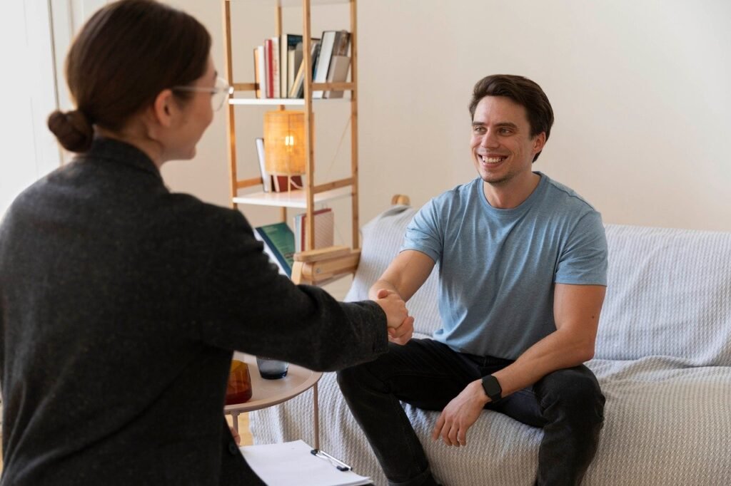 gd198dffb507805940b4ebd34e47c613934497924c2611387f63c4cb958a2324afecae1017fa8c54982cfeb12baacdb26dfdc73d5620146a48841526b13ca97f6_1280-9603565 ai generated, counseling, mental health, mental health support, community, therapy, emotional healing, affordable counseling, therapy session, mental wellness, public health support, counselor helping, mental health awareness, kindness and empathy